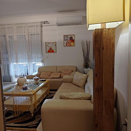 Jordan Downtown Apartment & Parking Kateríni Ngoại thất bức ảnh
